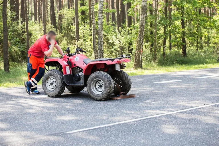 Poważny wypadek w Prosienicy - DK 8 (zdjęcia)