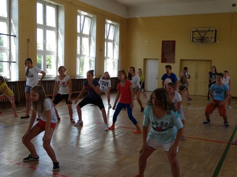 Tańce hip hop w SP nr 1 (zdjęcia)