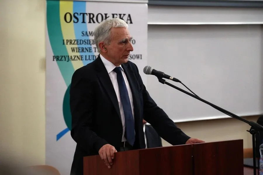 Wyjazdowe posiedzenie klubu PiS (zdjęcia, wideo)