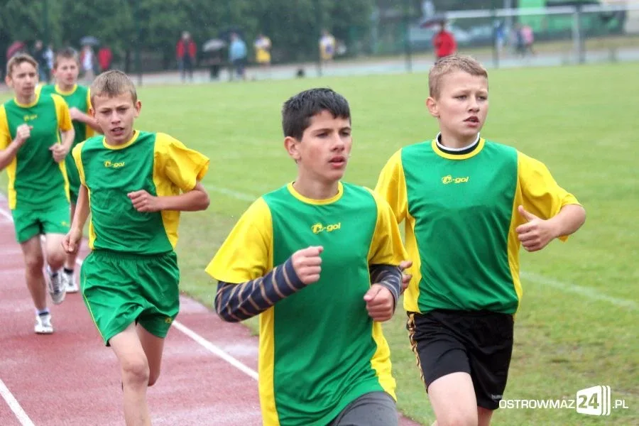 Zacięta walka szkół w czwórboju (zdjęcia, wideo)