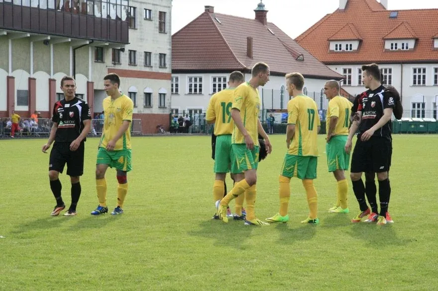 Niewykorzystany karny i remis z Polonią (zdjęcia, wideo)