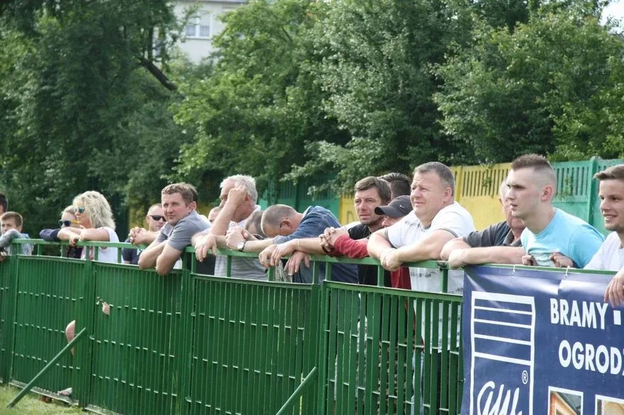 Niewykorzystany karny i remis z Polonią (zdjęcia, wideo)