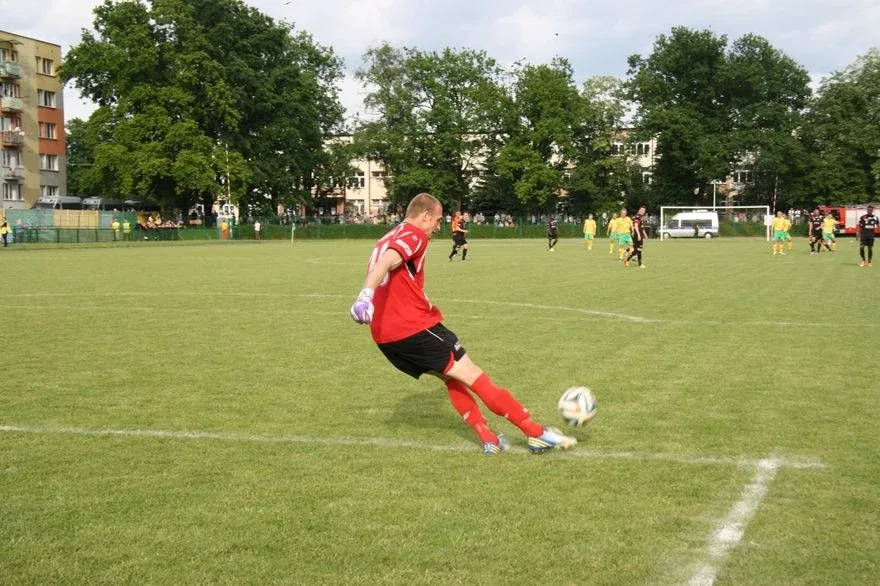 Niewykorzystany karny i remis z Polonią (zdjęcia, wideo)
