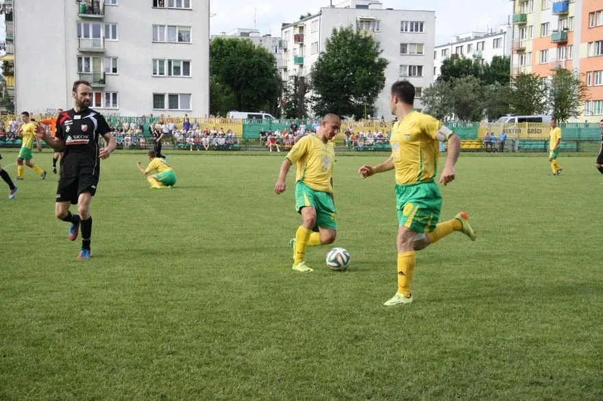 Niewykorzystany karny i remis z Polonią (zdjęcia, wideo)