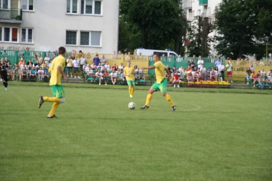 Niewykorzystany karny i remis z Polonią (zdjęcia, wideo)