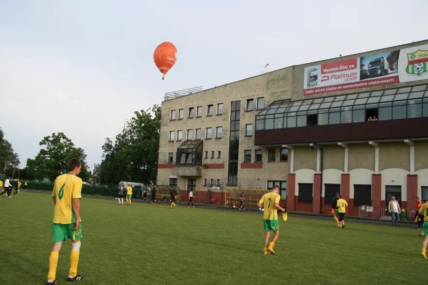 Niewykorzystany karny i remis z Polonią (zdjęcia, wideo)