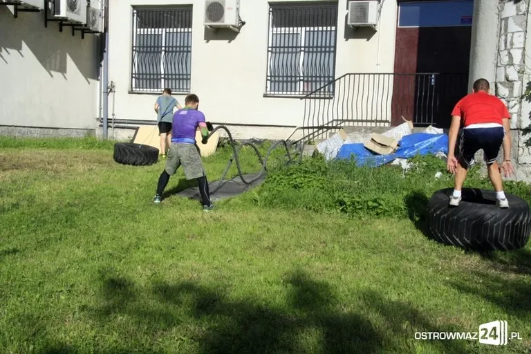Trening Academia Gorila w środku miasta (zdjęcia)