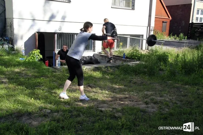 Trening Academia Gorila w środku miasta (zdjęcia)