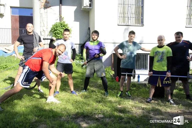 Trening Academia Gorila w środku miasta (zdjęcia)