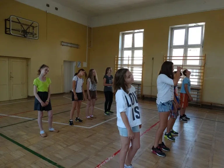 Tańce hip hop w SP nr 1 (zdjęcia)