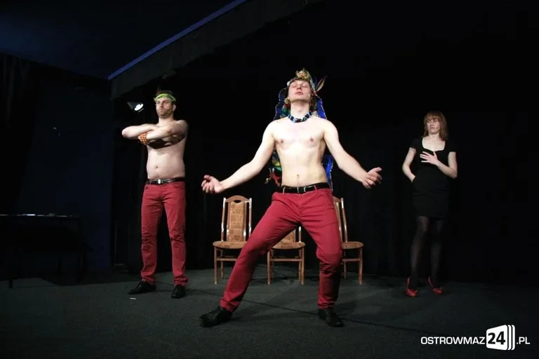 Kabaret 44-200 w Kotłowni (zdjęcia, wideo)