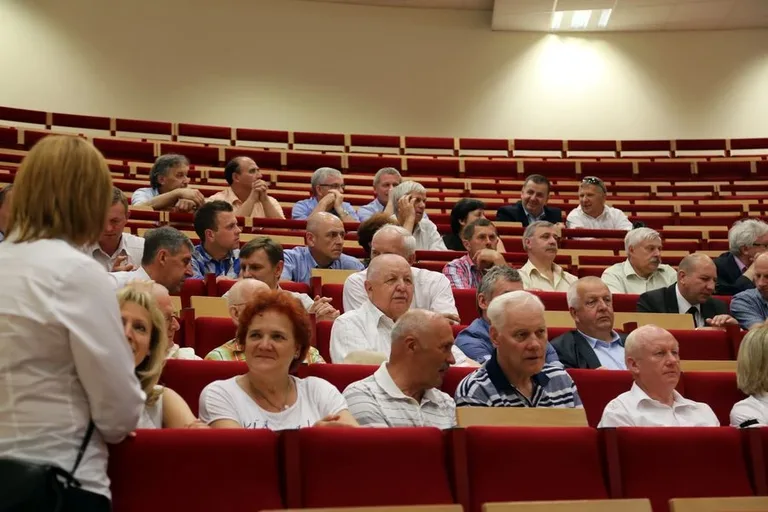Wyjazdowe posiedzenie klubu PiS (zdjęcia, wideo)