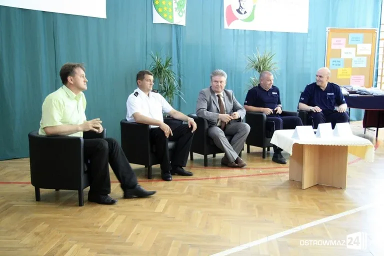 Bezpieczna Szkoła - Bezpieczny Powiat (zdjęcia)