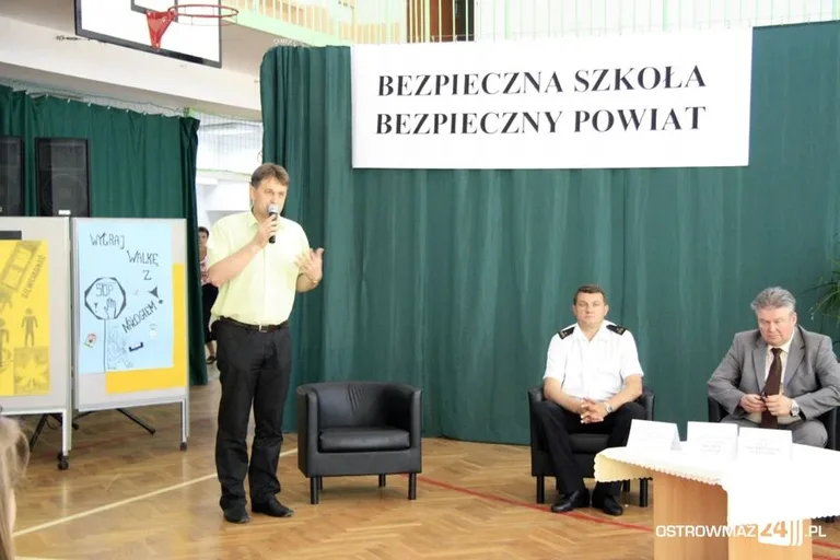 Bezpieczna Szkoła - Bezpieczny Powiat (zdjęcia)