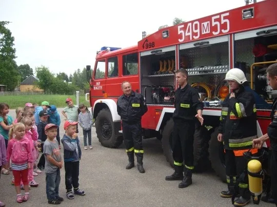 Wizyta uczniów w OSP (zdjęcia)
