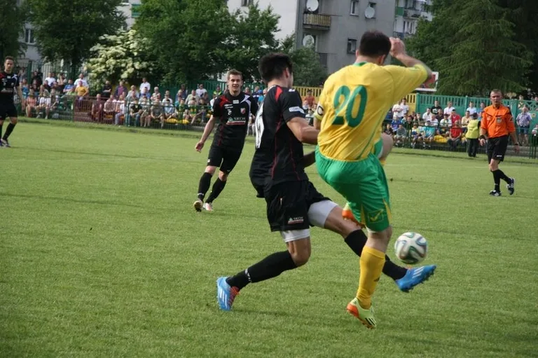 Niewykorzystany karny i remis z Polonią (zdjęcia, wideo)