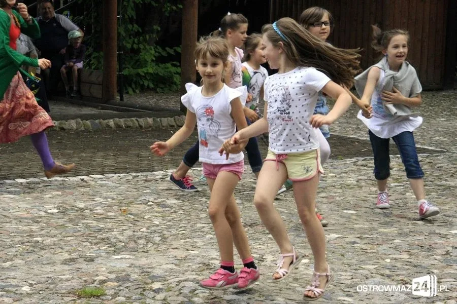 Wakacje rozpoczęły się na folkowo (zdjęcia)