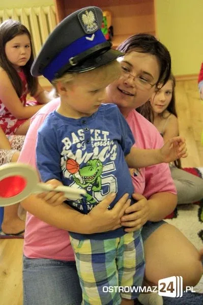 Policjanci w Kąciku Amelka (zdjęcia)