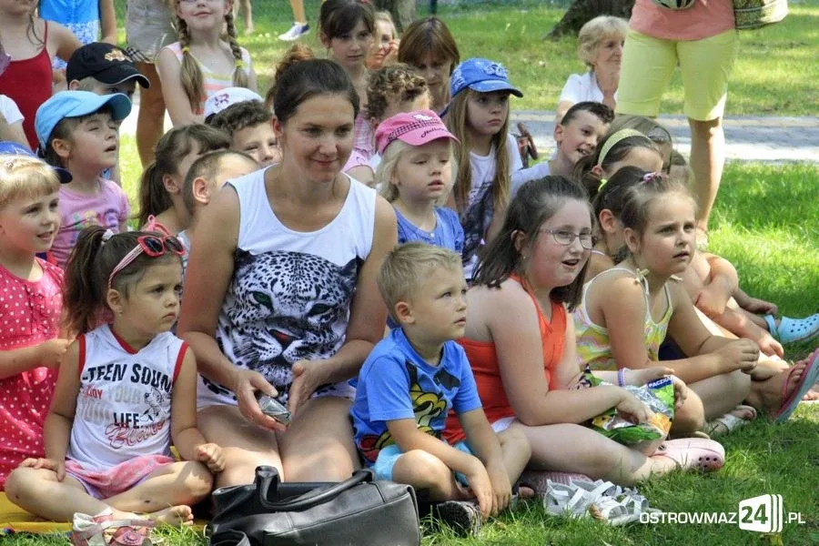 Cyrkowi artyści w Ogródku Jordanowskim (zdjęcia)