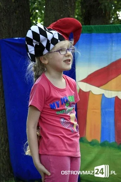 Cyrkowi artyści w Ogródku Jordanowskim (zdjęcia)