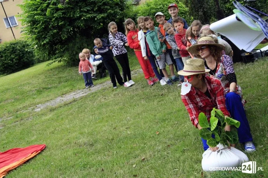 Wierszowanie na skwerze przy Księżnej Annie (zdjęcia)