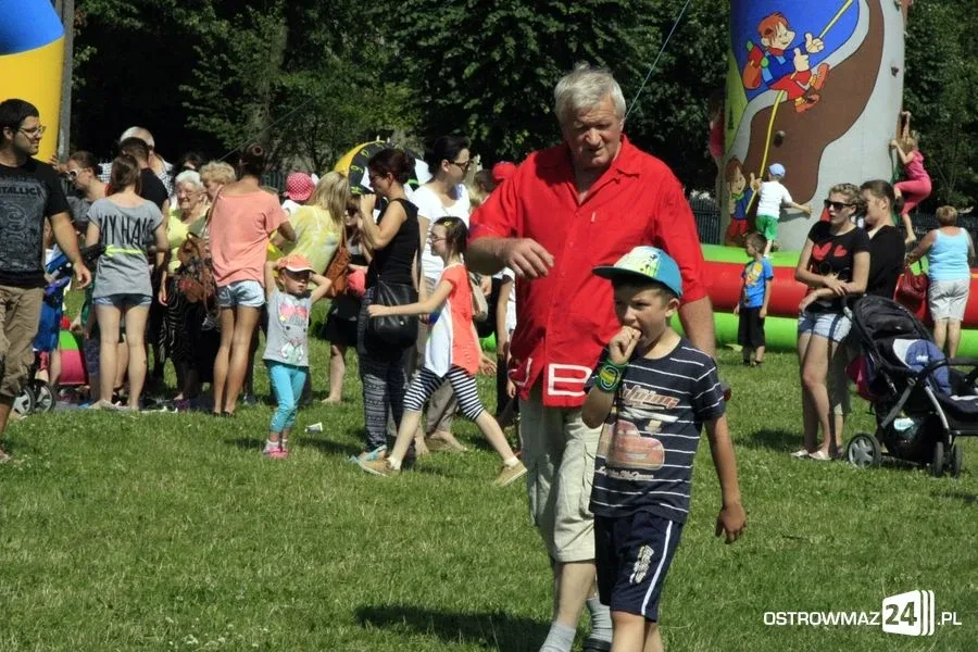 Trwa piknik integracyjny (zdjęcia, wideo)
