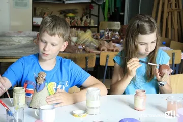 Malowali angobami (zdjęcia)