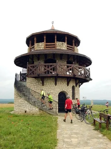 Zakręcona Ostrów na drogach Roztocza