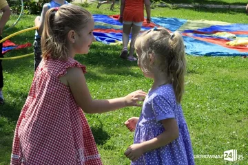 Cyrkowi artyści w Ogródku Jordanowskim (zdjęcia)