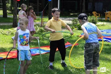 Cyrkowi artyści w Ogródku Jordanowskim (zdjęcia)