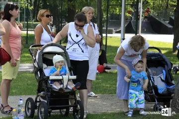 Cyrkowi artyści w Ogródku Jordanowskim (zdjęcia)