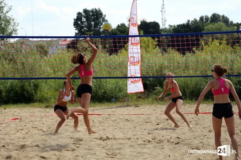 VII Turniej Plażowej Piłki Siatkowej (zdjęcia, wideo)