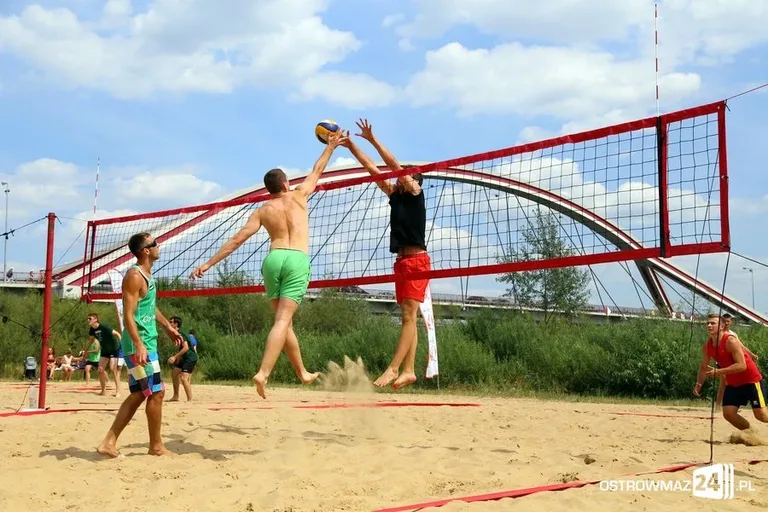 VII Turniej Plażowej Piłki Siatkowej (zdjęcia, wideo)