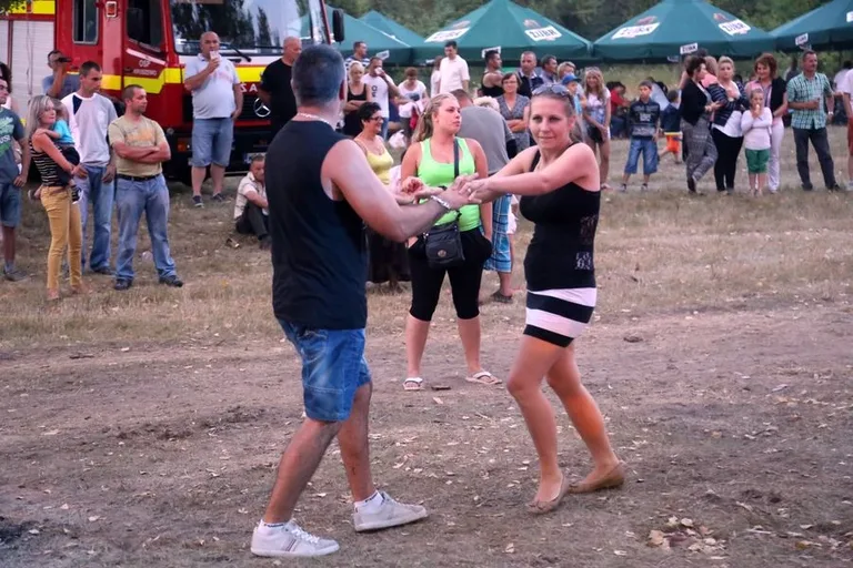 Noc z gwiazdami w Szarłacie (zdjęcia, wideo)