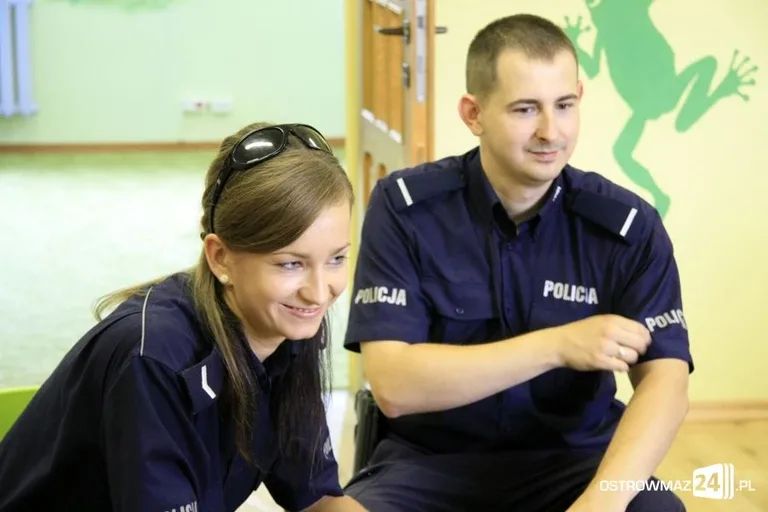 Policjanci w Kąciku Amelka (zdjęcia)