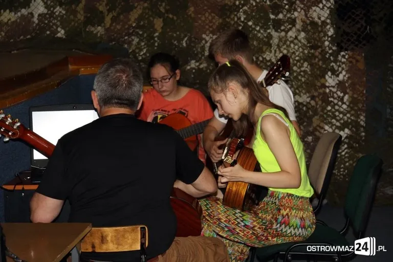 Młodzi gitarzyści na warsztatach w MDK (zdjęcia)
