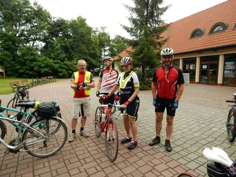 Zakręcona Ostrów na drogach Roztocza