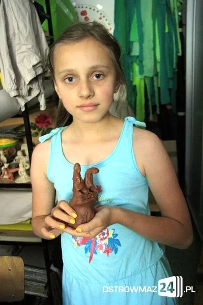 Drugi dzień warsztatów ceramicznych dla młodzieży