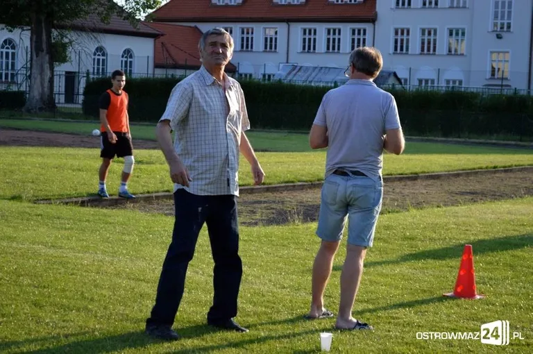 Nowi piłkarze trenują z Ostrovią (zdjęcia)