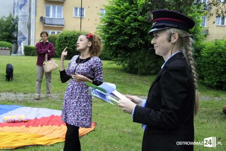 Wierszowanie na skwerze przy Księżnej Annie (zdjęcia)