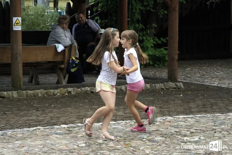 Wakacje rozpoczęły się na folkowo (zdjęcia)
