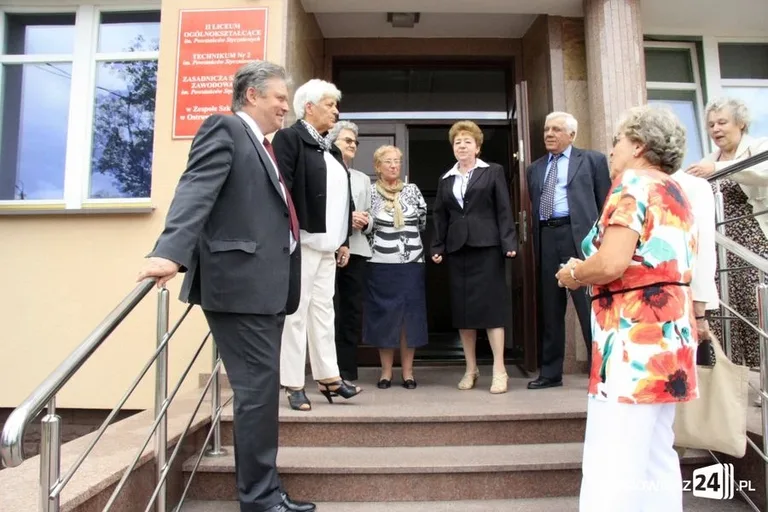 Maturzyści z Ekonomika sprzed 50-ciu lat (zdjęcia)