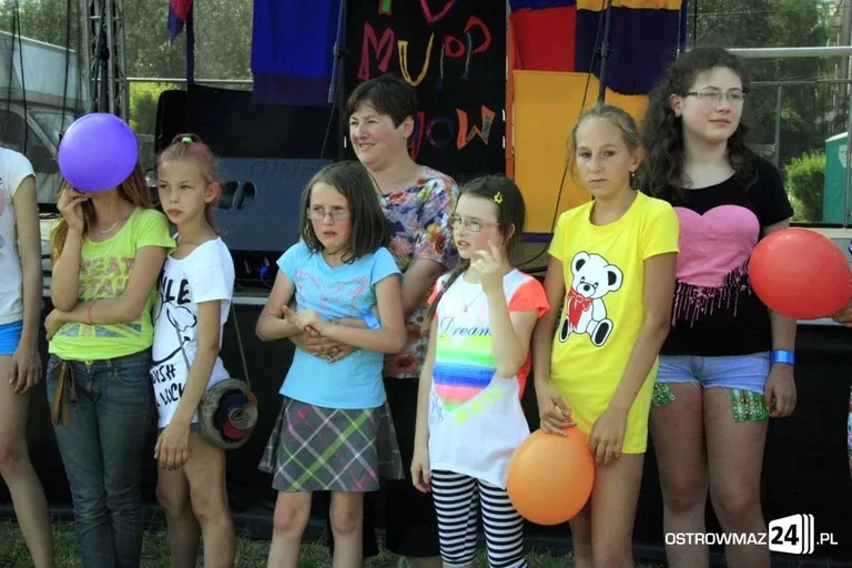 Trwa piknik integracyjny (zdjęcia, wideo)