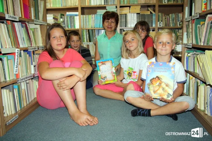 Dzieci lubią książki (zdjęcia)