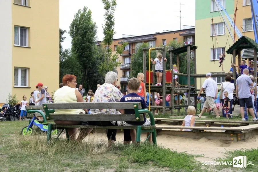 'Wakacyjne Podwórko' przy domu kultury (zdjęcia, wideo)