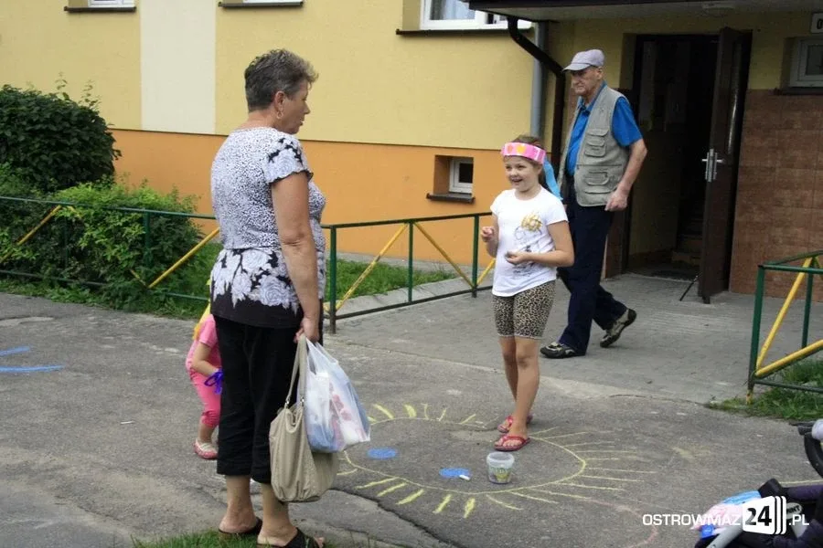 'Wakacyjne Podwórko' przy domu kultury (zdjęcia, wideo)