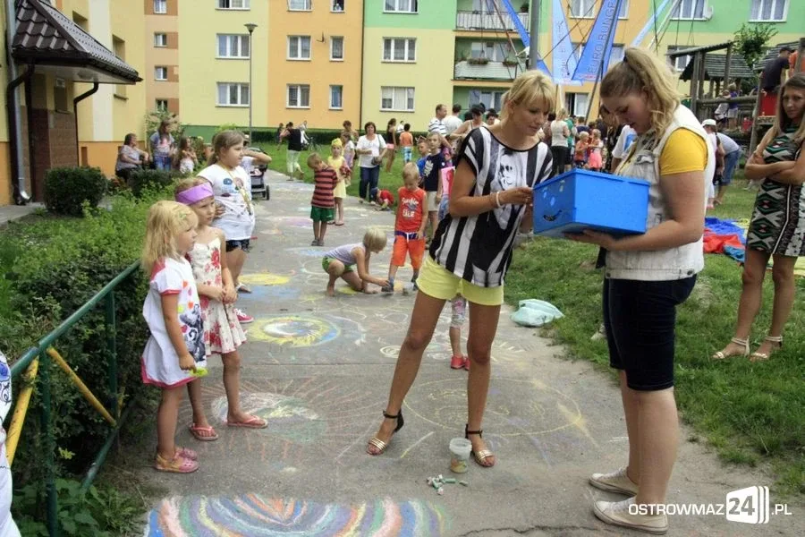 'Wakacyjne Podwórko' przy domu kultury (zdjęcia, wideo)