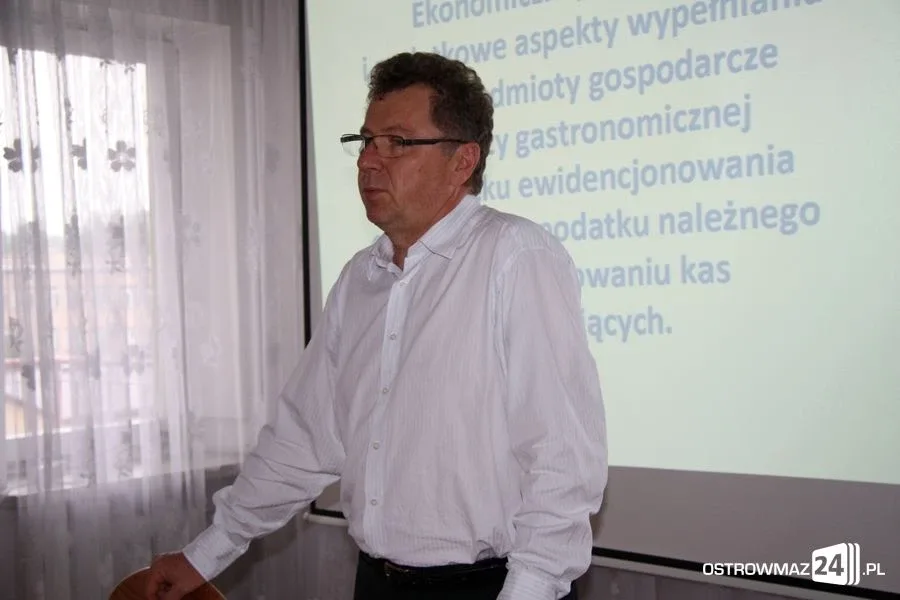 Restauratorzy na szkoleniu w urzędzie skarbowym