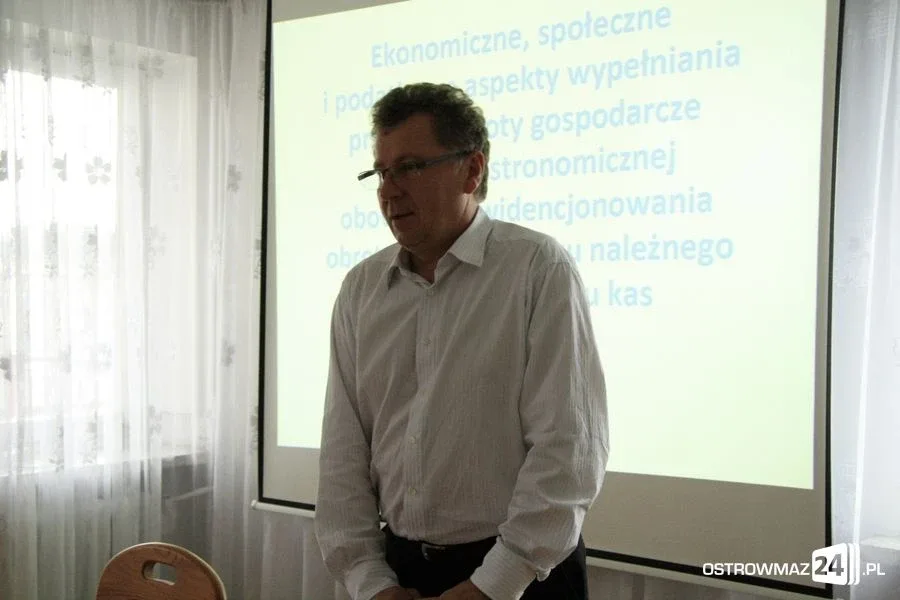Restauratorzy na szkoleniu w urzędzie skarbowym