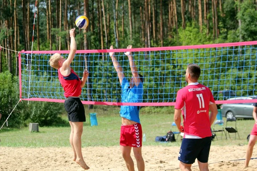 Siatkarskie emocje na plaży (zdjęcia, wideo)